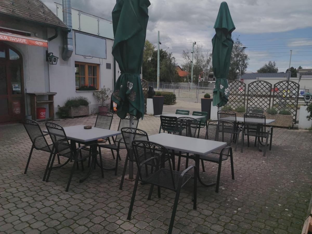 Hotel Lei'S Wok Neusiedl am See Zewnętrze zdjęcie