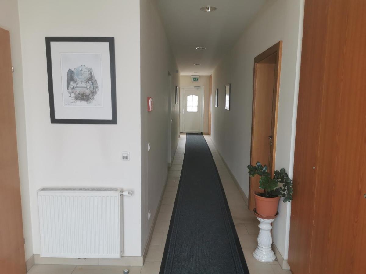 Hotel Lei'S Wok Neusiedl am See Zewnętrze zdjęcie